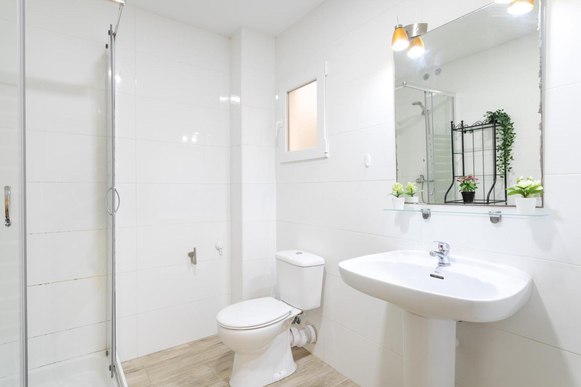 Apartamentos San Leandro, Centro Alicante Kültér fotó