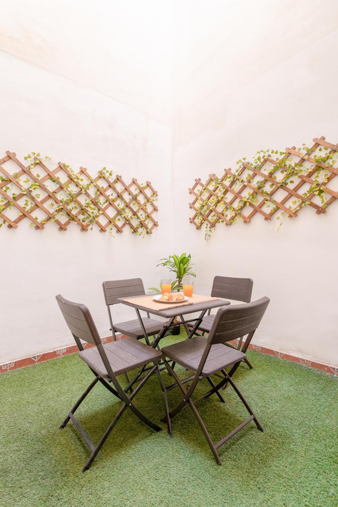 Apartamentos San Leandro, Centro Alicante Kültér fotó