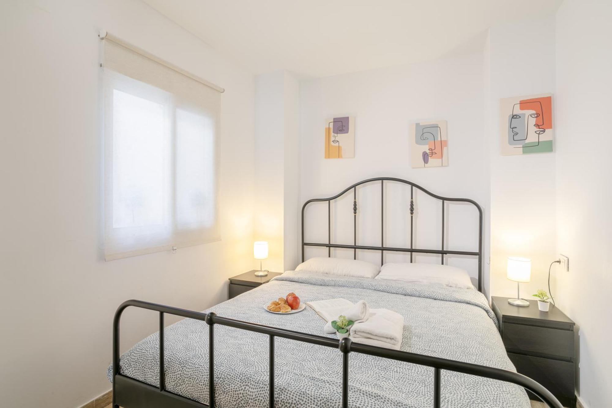 Apartamentos San Leandro, Centro Alicante Kültér fotó