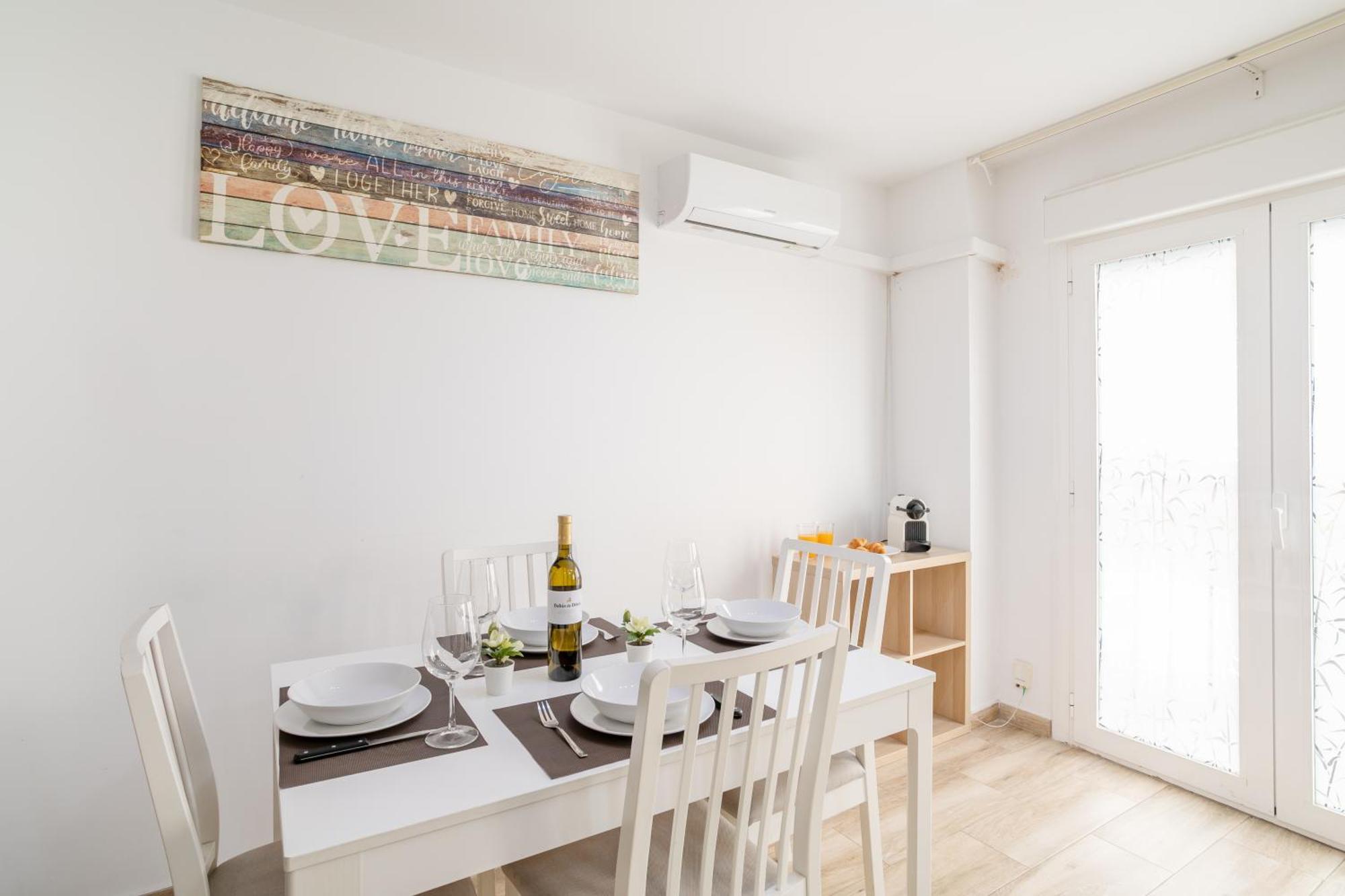 Apartamentos San Leandro, Centro Alicante Kültér fotó