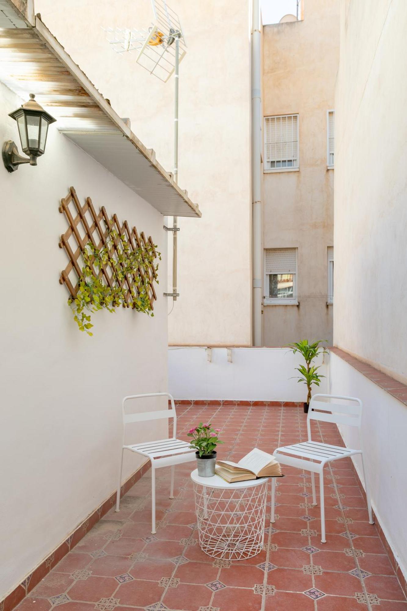 Apartamentos San Leandro, Centro Alicante Kültér fotó