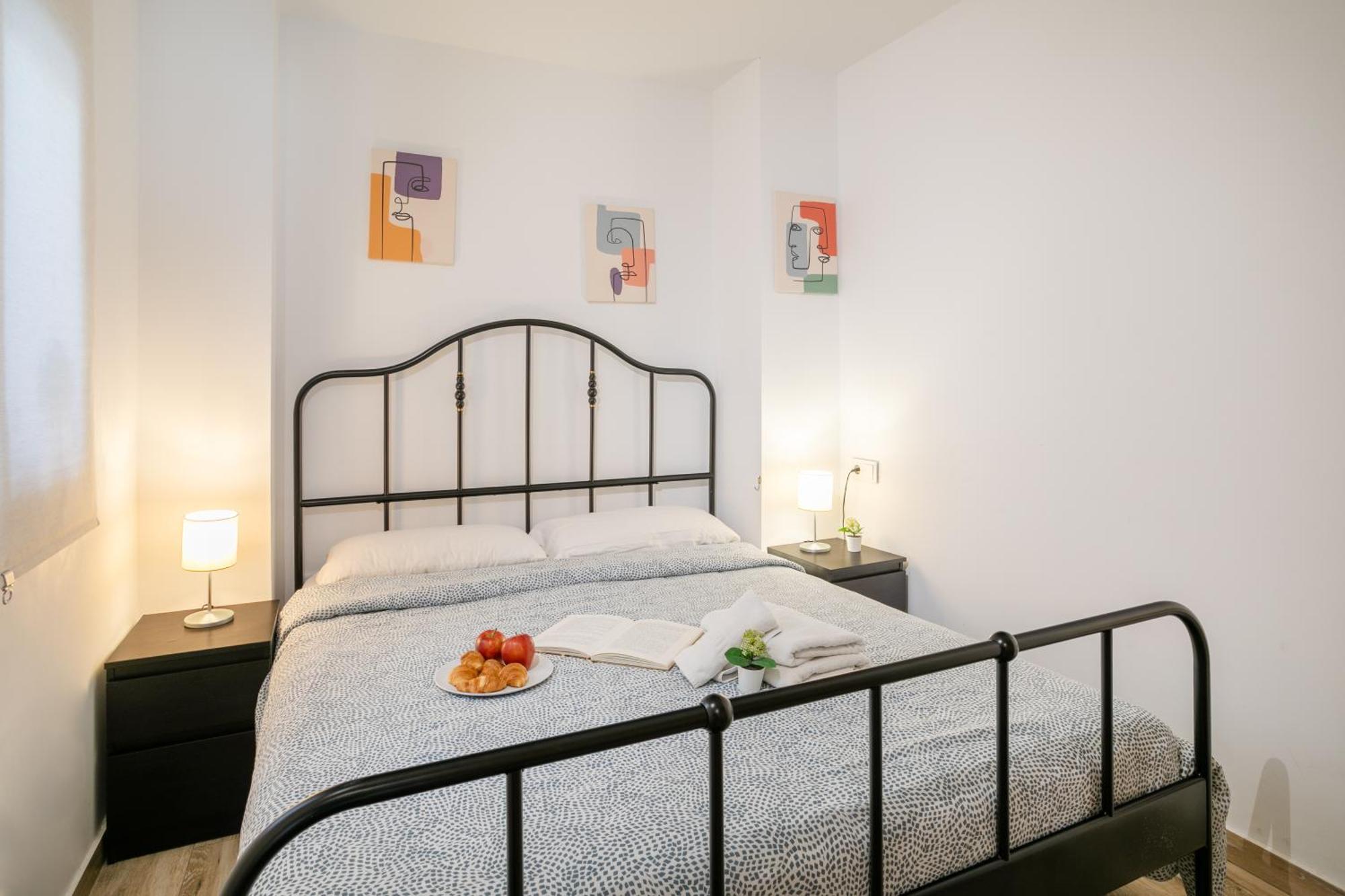 Apartamentos San Leandro, Centro Alicante Kültér fotó